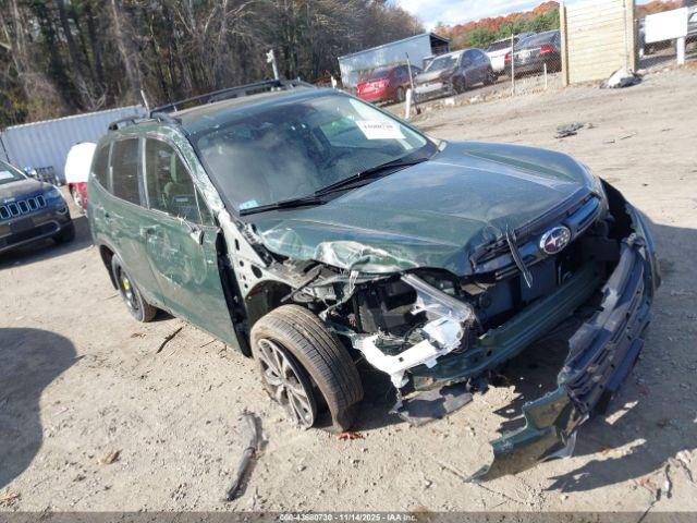  Salvage Subaru Forester