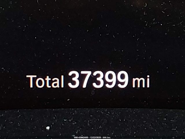 BMW 3 Series 330e Xdrive Image 10