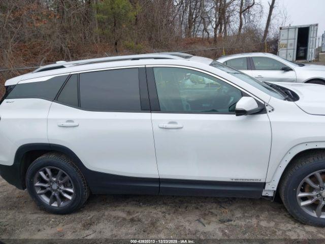 GMC Terrain Awd Slt Image 11