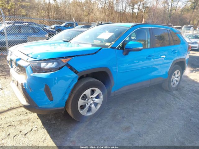 Toyota RAV4 Le Image 3