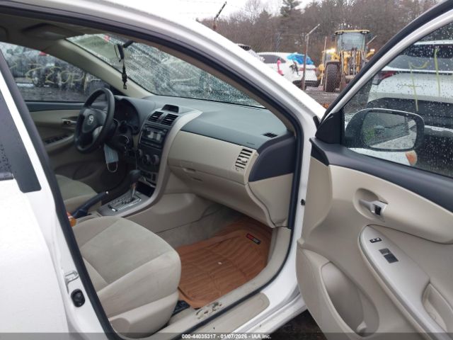 Toyota Corolla Le Image 4