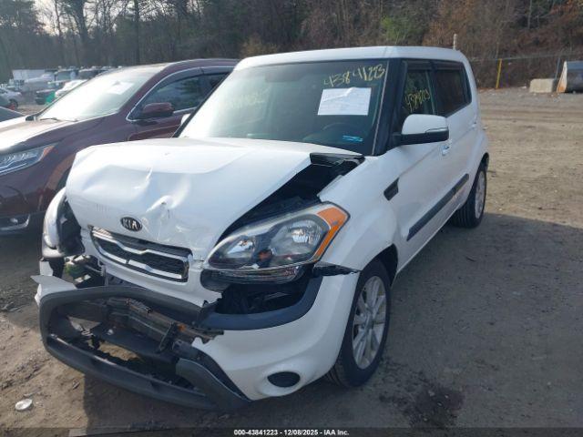 Kia Soul + Image 9