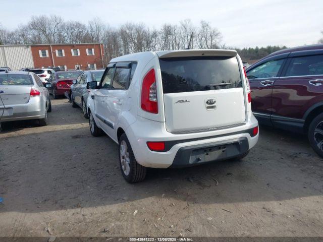 Kia Soul + Image 2