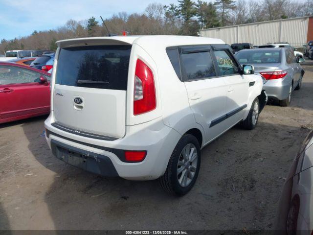 Kia Soul + Image 4