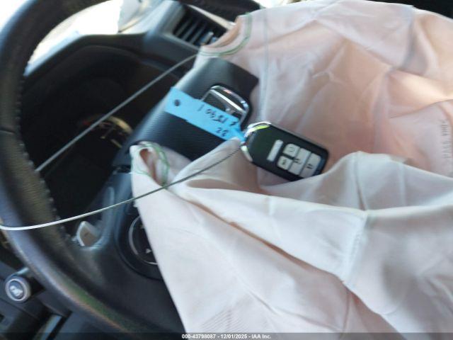 Honda Pilot Touring Image 6