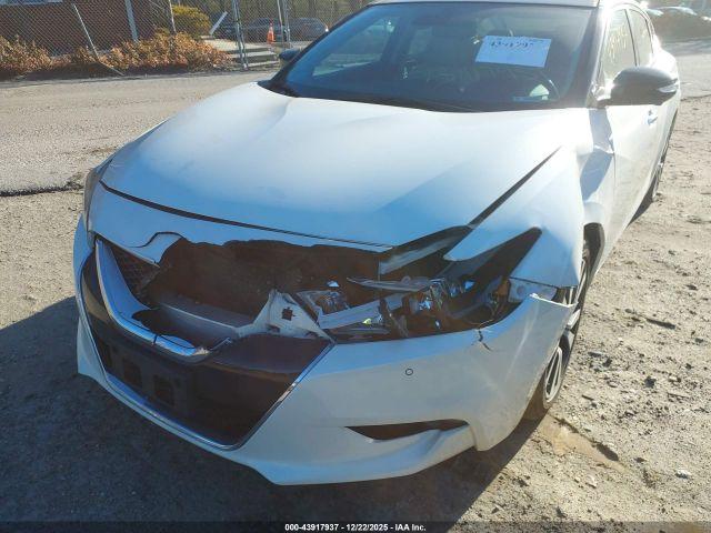 Nissan Maxima 3.5 Platinum Image 2