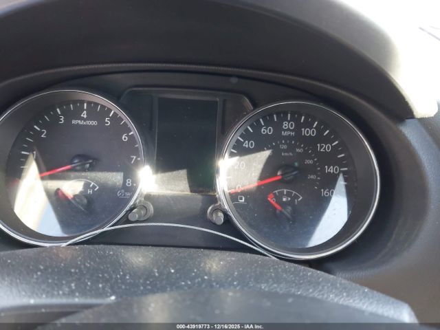 Nissan Rogue Image 8