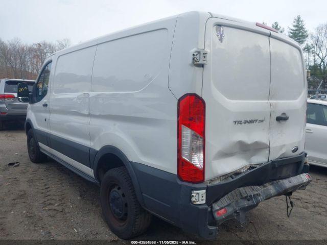 Ford Transit Image 6