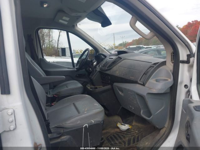 Ford Transit Image 9