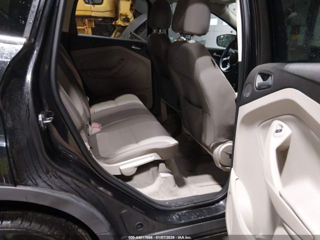 Ford Escape Se Image 4