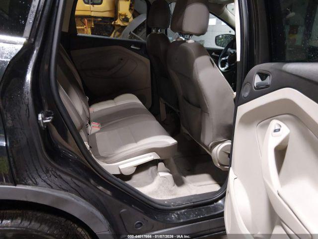 Ford Escape Se Image 4