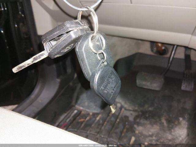 Ford Escape Se Image 8