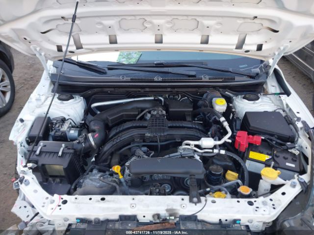 Subaru Impreza Base 5-door Image 10