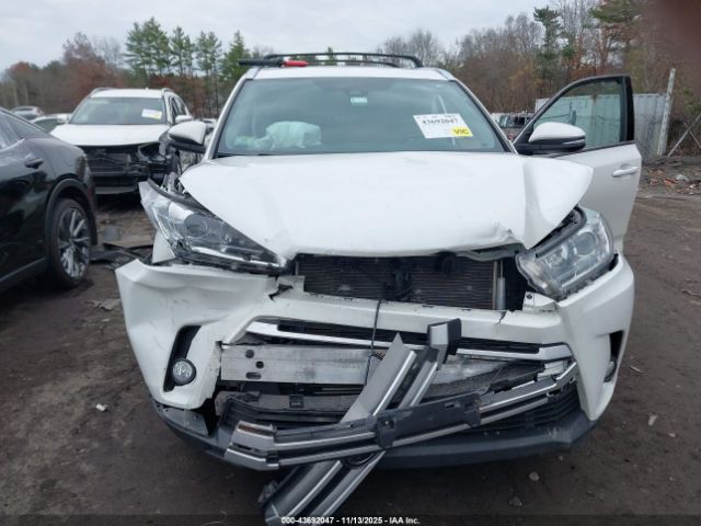 Toyota Highlander Xle Image 4