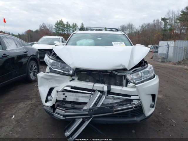 Toyota Highlander Xle Image 6