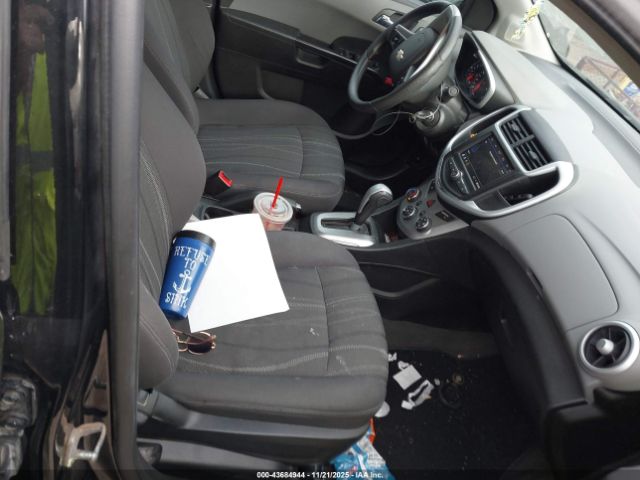 Chevrolet Sonic Fwd  Lt Image 14