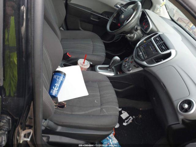 Chevrolet Sonic Fwd  Lt Image 14