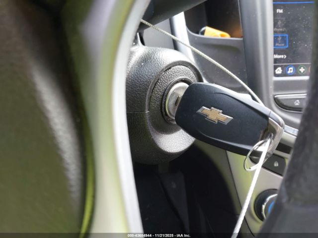 Chevrolet Sonic Fwd  Lt Image 9