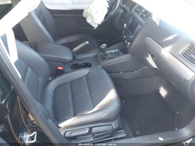 Volkswagen Jetta 1.4t Se Image 5