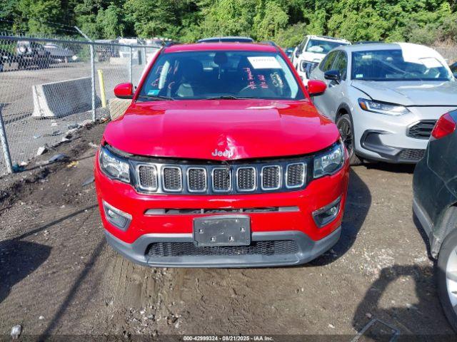 Jeep Compass Latitude 4x4 Image 3