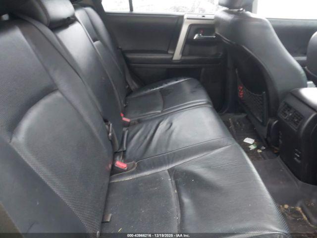 Toyota 4Runner Limited Image 17