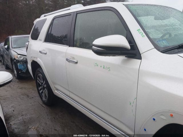 Toyota 4Runner Limited Image 6