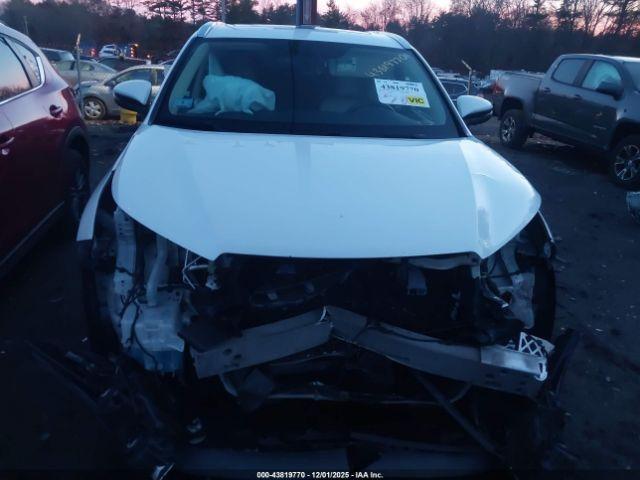 Toyota Highlander Xle V6 Image 13