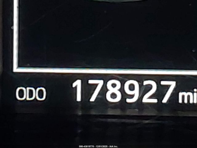 Toyota Highlander Xle V6 Image 15