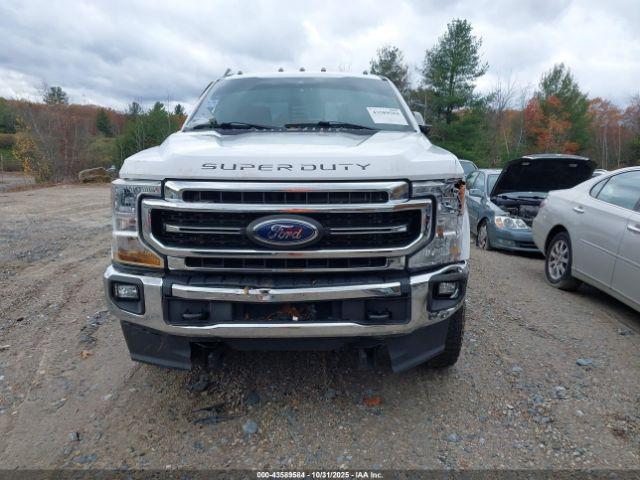 Ford F-250 Lariat Image 10