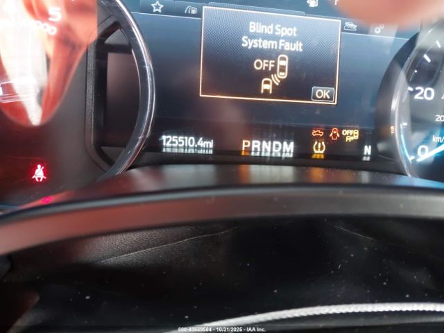 Ford F-250 Lariat Image 11