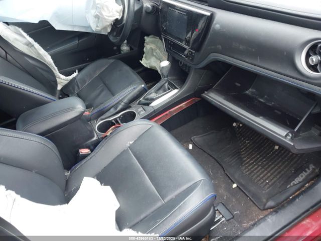 Toyota Corolla Xse Image 6