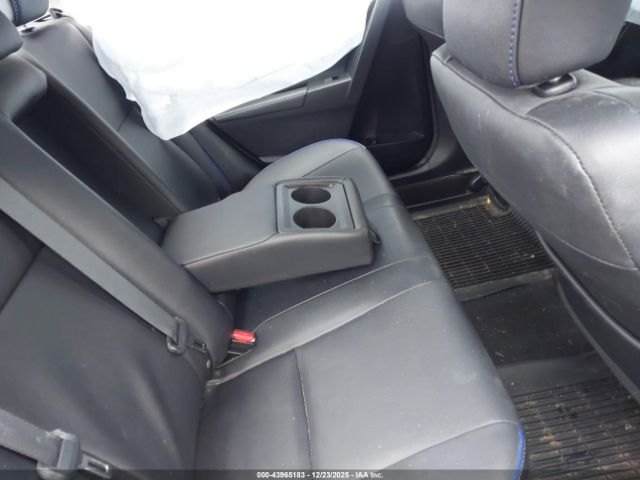 Toyota Corolla Xse Image 15