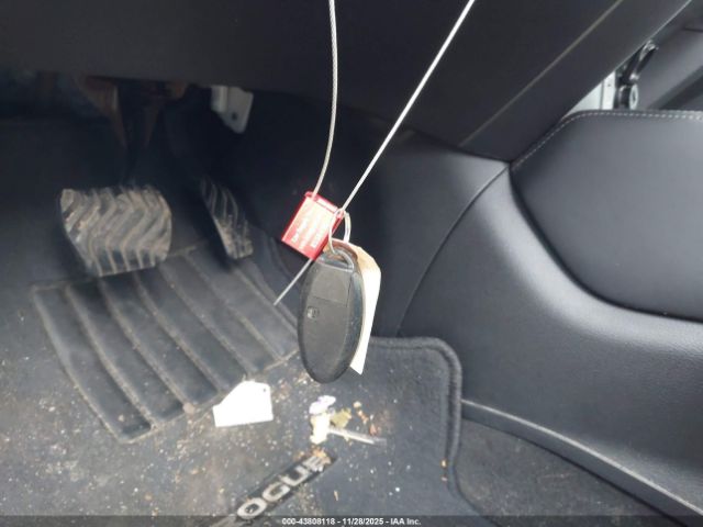 Nissan Rogue Sl Image 3