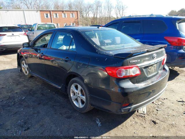 Toyota Corolla S Image 9