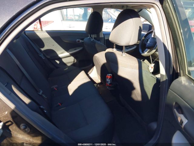 Toyota Corolla S Image 10