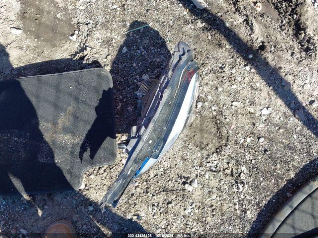 Tesla Model Y Long Range Dual Motor All-wheel Drive Image 13