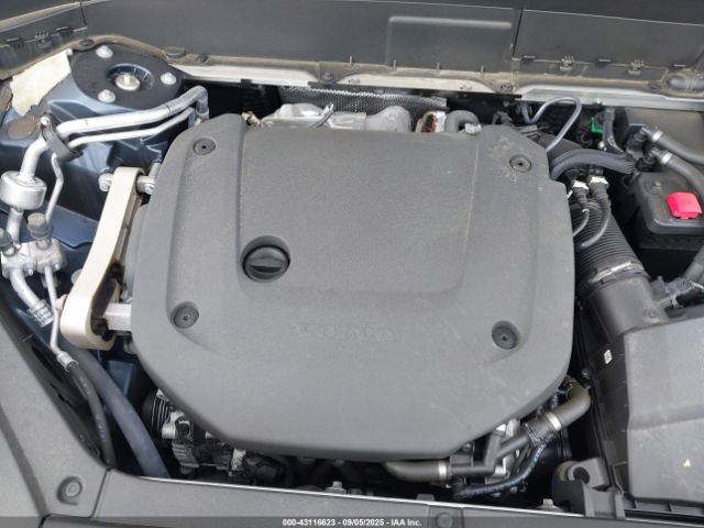 Volvo XC90 B6 Ultimate Bright Theme 7-seater Image 6