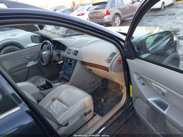 Volvo XC90 2.5t Image 3