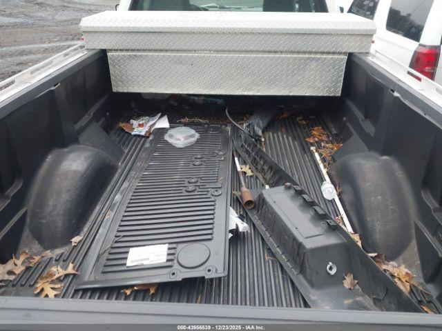 Ford F-150 Xl Image 10